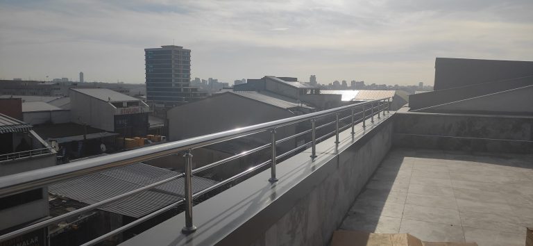 İkitelli – Parapet Üstü Paslanmaz Küpeşte