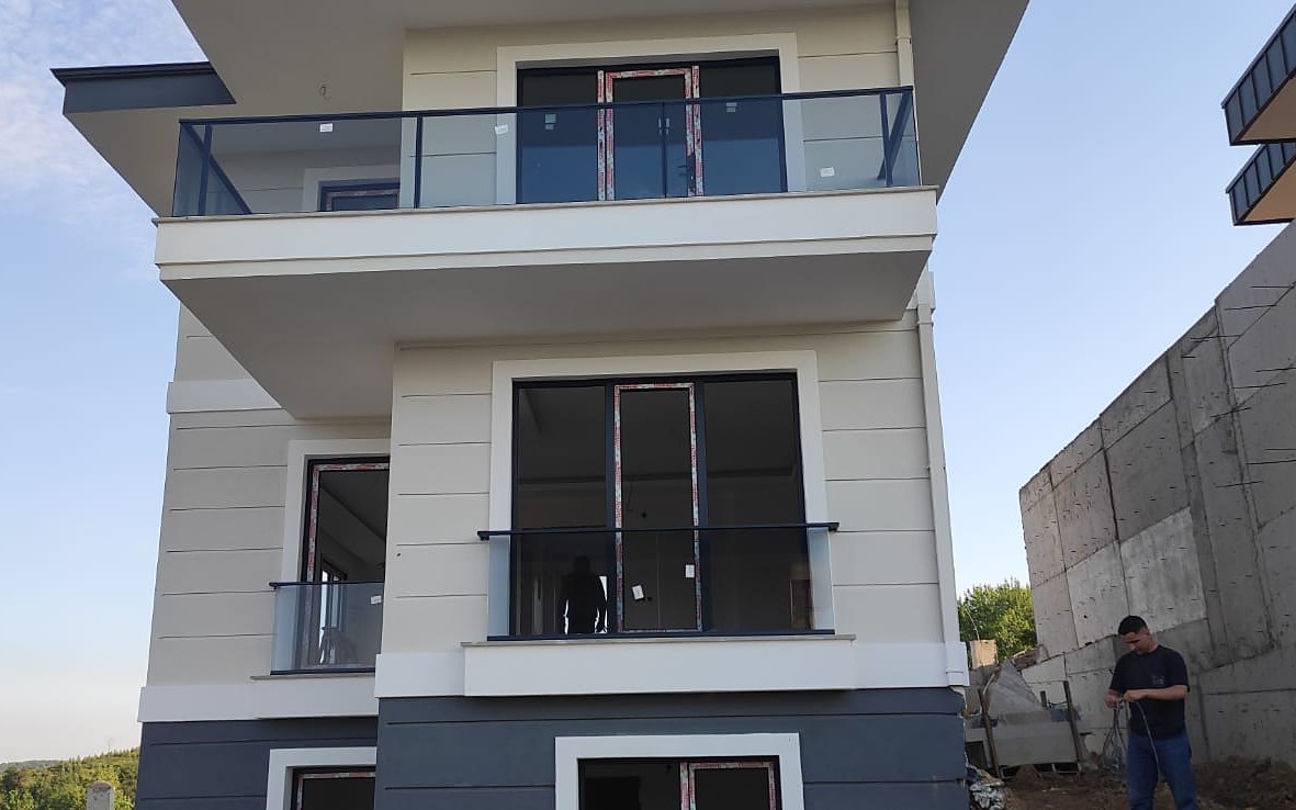 Alüminyum Fransız Balkon Korkulukları