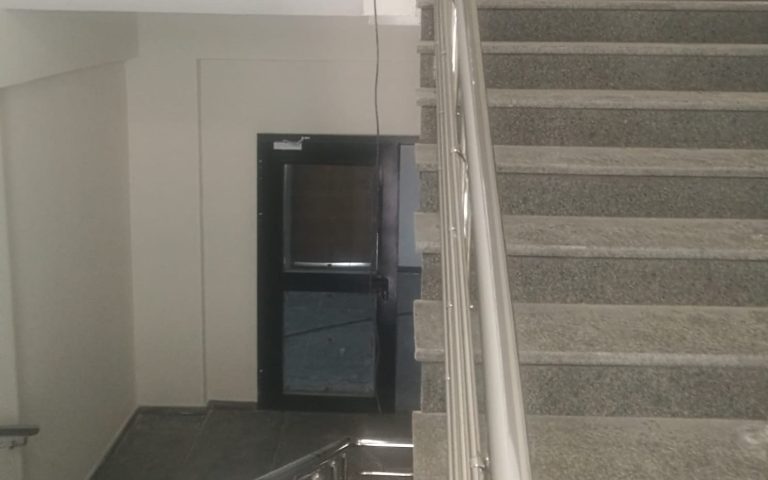Merdiven Küpeşte