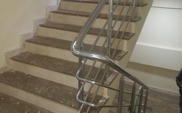 Alüminyum Küpeşte